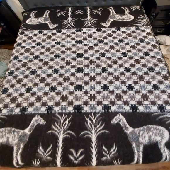 Industria Peruana Santa Catalina Alpaca Wool Blanket Lima Peru Reversible 85x80 - Picture 1 of 9